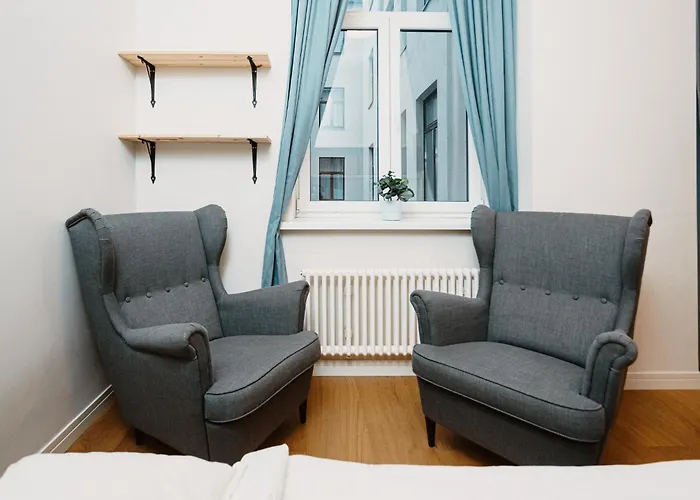 Stylish Central Apartment - 5 Mins To Old Town
